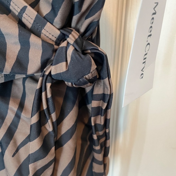 Meet Curve size 3x bathing suit - Picture 5 of 9